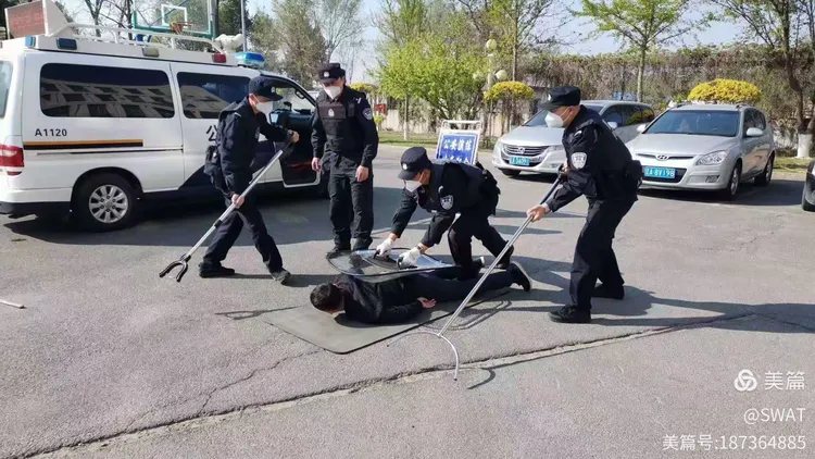 关于开展个人极端案（事）件处置培训演练工作的报告